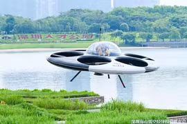 Đĩa bay có người lái thực hiện chuyến bay đầu tiên ở Thâm Quyến