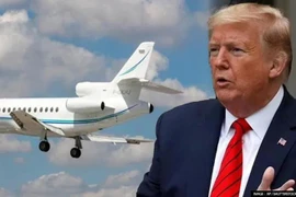 Máy bay chở ông Donald Trump phải hạ cánh khẩn cấp
