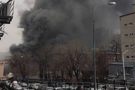 Cận cảnh vụ cháy tòa nhà cơ quan an ninh Nga ở Rostov-on-Don