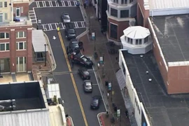 Mỹ bắt giữ đối tượng mặc áo giáp, mang theo 5 khẩu súng vào siêu thị