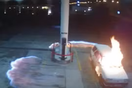 Người đàn ông bật lửa châm thuốc lá trong ô tô và cái kết ‘đắng’