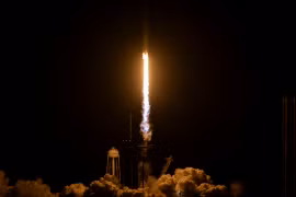 Xem SpaceX phóng tàu vũ trụ đưa 4 phi hành gia lên ISS