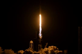 Xem SpaceX phóng tàu vũ trụ đưa 4 phi hành gia lên ISS