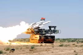 Phòng không Syria liên tiếp bắn hạ tên lửa Israel