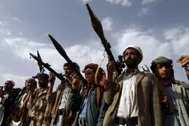 Houthi tấn công 3 tàu ở Vịnh Aden và Ấn Độ Dương