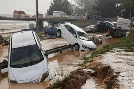 Cảnh lũ quét kinh hoàng ở Tây Ban Nha khiến ít nhất 95 người thiệt mạng