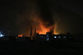 Nổ kho vũ khí gần Thủ đô Damascus của Syria