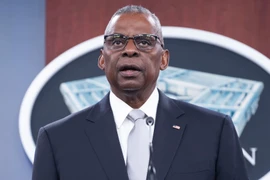 Bộ trưởng Quốc phòng Mỹ nhập viện, giao quyền hạn cho Thứ trưởng