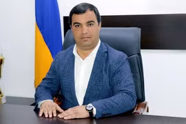 Thị trưởng Armenia bị sát thủ bắn chết lúc nửa đêm