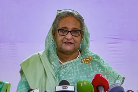 Máy bay chở Thủ tướng vừa từ chức của Bangladesh được theo dõi nhiều nhất trên thế giới