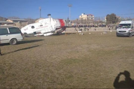 Rơi máy bay trực thăng chở Bộ trưởng Thể thao Iran