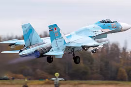 Tiêm kích Su-27 Nga bám sát P-3C Orion Đức trên Biển Baltic