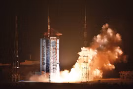 Trung Quốc phóng tên lửa đẩy đưa vệ tinh lên quỹ đạo