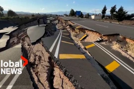 Tuyến đường nối Thổ Nhĩ Kỳ với Syria bị ‘chẻ đôi’ sau động đất