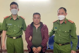 [Tin nhanh sáng 6-5-2022] Bắt 1 đối tượng, thu giữ 30.000 viên ma túy tổng hợp