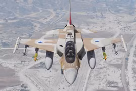 Chuẩn Đô đốc Nga lý giải vì sao phòng không Syria không đáp trả cuộc không kích của Israel