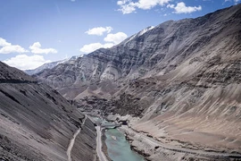 Ấn Độ thiết lập căn cứ không quân gần biên giới với Trung Quốc