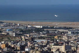 Chiến sự leo thang, các nước gấp rút sơ tán công dân khỏi Lebanon