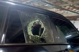 Đoàn xe chở Tổng thống Ecuador bị tấn công