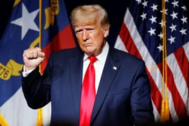 Ông Donald Trump kể lại khoảnh khắc bị ám sát hụt lần 2