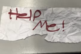 Nhờ mẩu giấy, bé gái 13 tuổi bị bắt cóc được cảnh sát giải cứu 