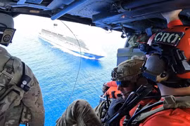 Cuộc giải cứu ngoạn mục của Không quân Mỹ giữa Đại Tây Dương