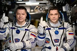 Hai phi hành gia Nga lập kỷ lục mới về thời gian lưu trú trên trạm ISS