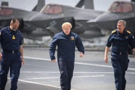 Triển khai tàu sân bay đến châu Á, Thủ tướng Anh nhắn nhủ gì tới Trung Quốc?