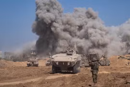 7 binh sĩ Israel bị thương trong vụ nổ xe bọc thép ở Gaza City