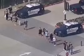 Xả súng tại trung tâm thương mại ở Mỹ, 9 người chết