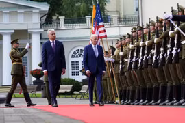 Các nhà lãnh đạo NATO đến Litva họp thượng đỉnh