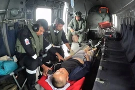 Xem Hải quân Ấn Độ giải cứu thành công thủy thủ Trung Quốc bị thương nặng