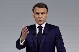 Tổng thống Pháp tuyên bố sẽ tăng gấp đôi ngân sách quốc phòng