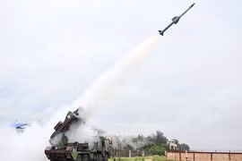 Ấn Độ thử nghiệm thành công hệ thống phòng không tích hợp