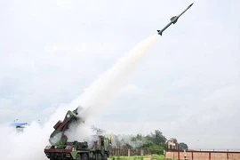 Ấn Độ thử nghiệm thành công hệ thống phòng không tích hợp