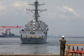 Mỹ thay tàu khu trục trực chiến 15 năm tại Nhật Bản