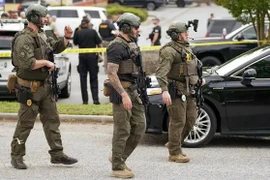 Xả súng tại trung tâm thương mại Mỹ