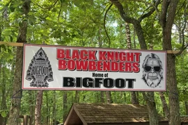 Đang bắn cung, nhiều người bất ngờ bị sét đánh tại Mỹ