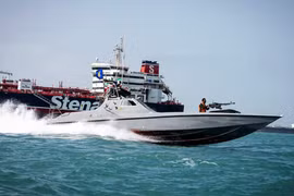 Thực hư thông tin quân đội Iran bắt giữ tàu dầu ở vùng biển quốc tế