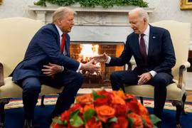 Tổng thống Mỹ Joe Biden gặp ông Donald Trump tại Nhà Trắng