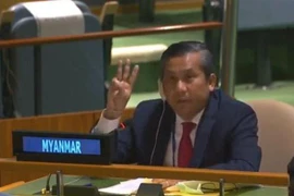 Đại sứ Myanmar tại Liên hợp quốc nghẹn ngào phản đối cuộc đảo chính