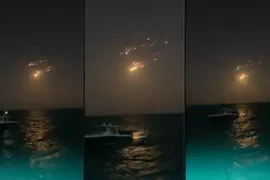 Tàu vũ trụ Starship phát nổ trong không gian