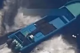 Mỹ không kích tàu nghi buôn lậu ma túy ở Thái Bình Dương