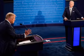 Những diễn biến đáng chú ý trong màn “so găng” trực tiếp đầu tiên giữa ông Trump-Biden