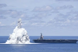 Mỹ gây nổ ‘như động đất’ để thử nghiệm tàu sân bay 13 tỷ USD