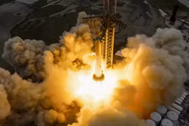 SpaceX khai hỏa động cơ tên lửa trong vụ thử chưa từng có