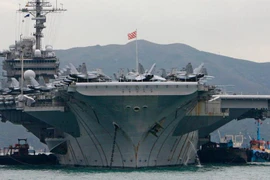 Mức giá khó tin khi Mỹ bán 2 tàu sân bay loại biên