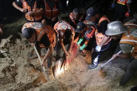 Khu vực nhân đạo ở Dải Gaza bị trúng 4 tên lửa, ít nhất 40 người thiệt mạng