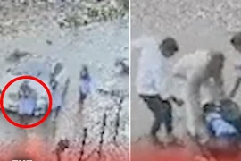 Quay đầu bất cẩn, người đi xe máy bị ô tô tông văng lên không trung