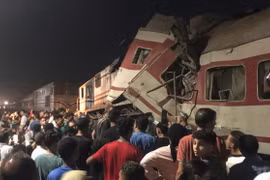 Ai Cập: 2 đoàn tàu chở khách va chạm khiến nhiều người thương vong